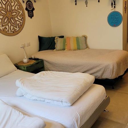 נקודות ריפוי Appartement Tirat Carmel Buitenkant foto
